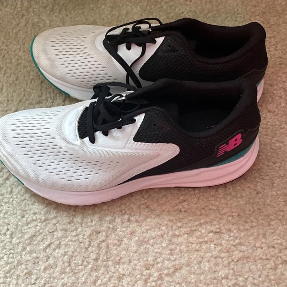 new balance shoes size 9.5